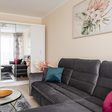 Rentplanet - Apartamenty Braniborska II Вроцлав Экстерьер фото